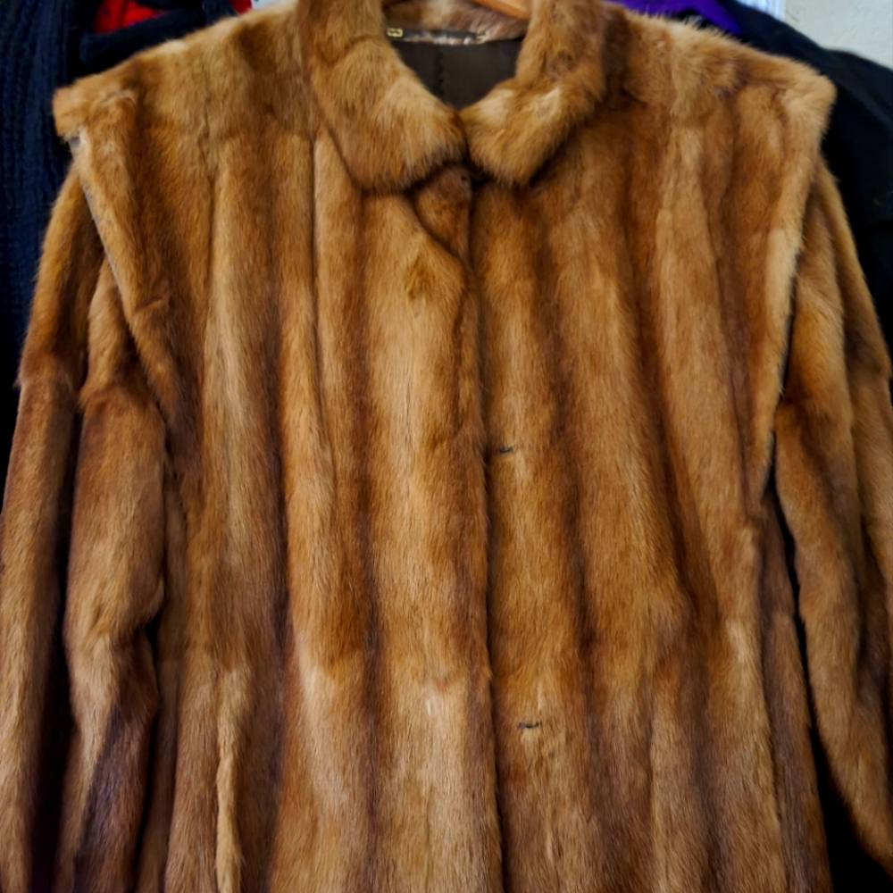 GLAMOROUS REAL WEASEL FUR COAT W/LEATHER TRIM
